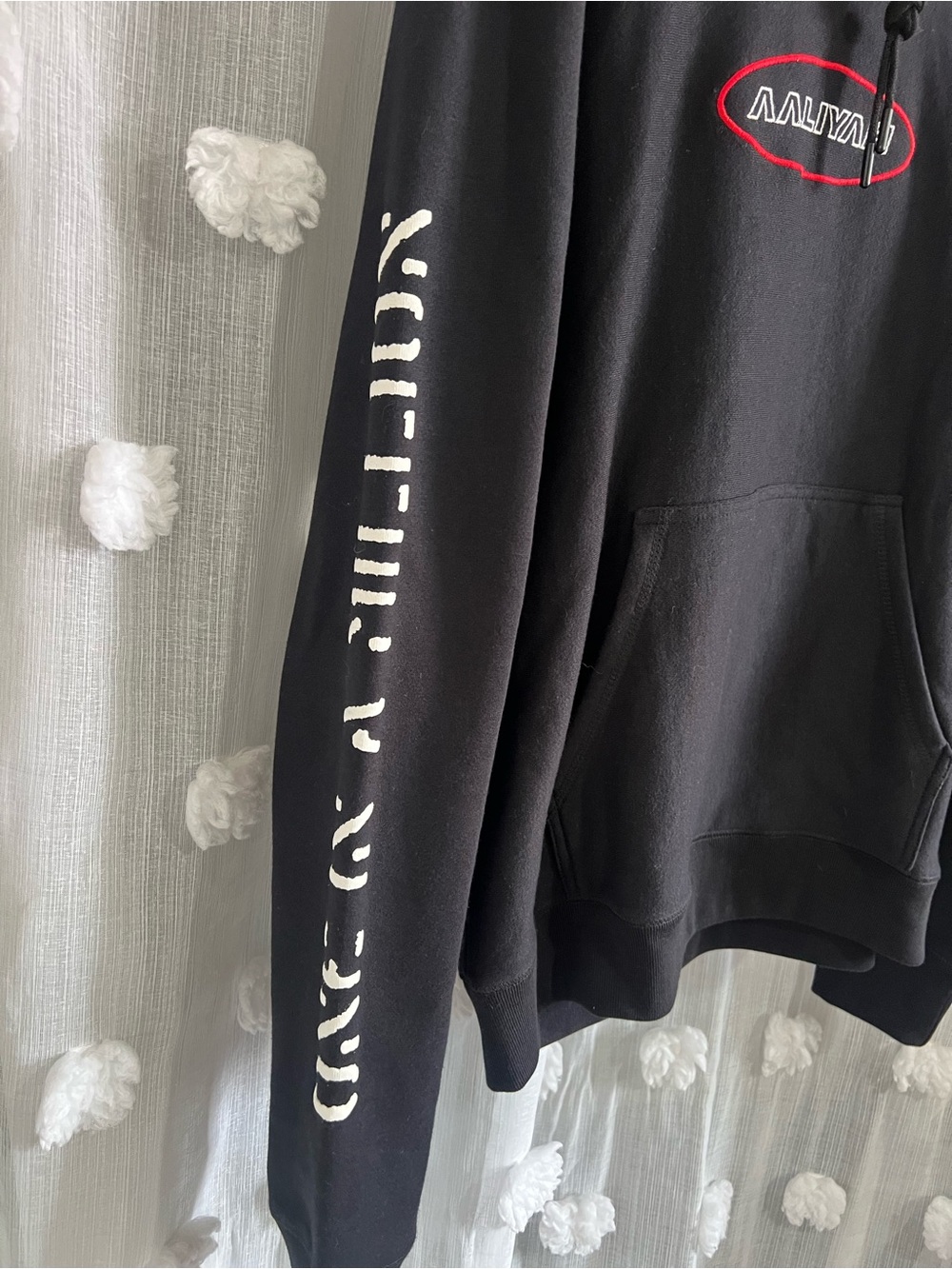 Aaliyah shoe palace Graphic Pullover Hoodie - One in a Million - Picture 5 of 5